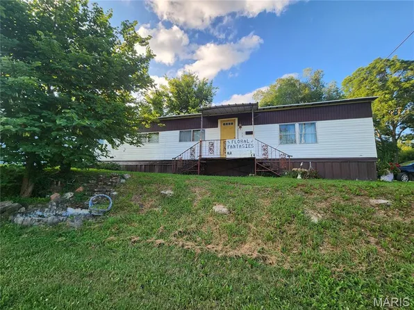 102 E Jefferson Ave, Conway, MO 65632