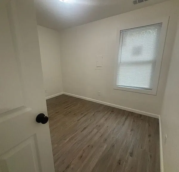 314 W Insley Ave — Photo 1