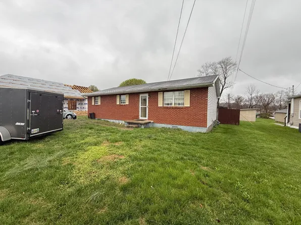 2901 Indian Run Rd, Flatwoods, KY 41139