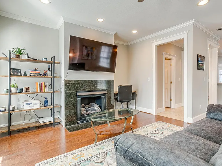 1211 S Adams St — Photo 7