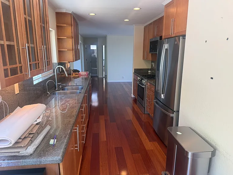 800 Buckland Ave — Photo 24