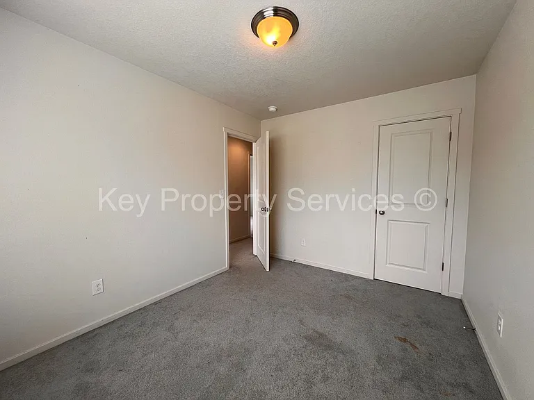 5600 NE 129th Pl — Photo 18