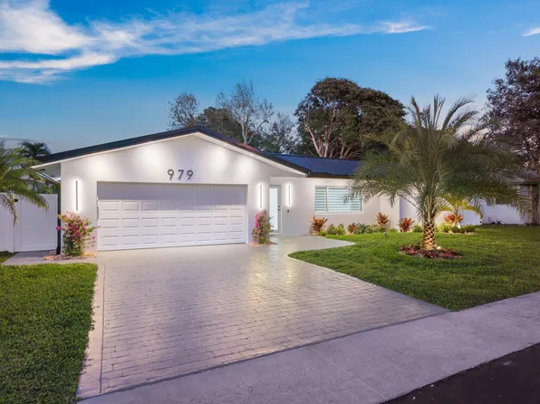 979 NW 8th Street, Boca Raton, FL 33486