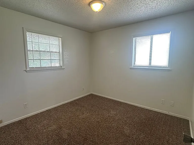 1705 Melody Dr — Photo 24