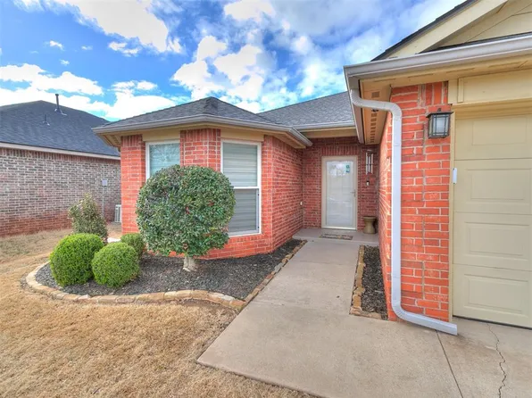 6704 Gaelic Glen Dr, Oklahoma City, OK 73142