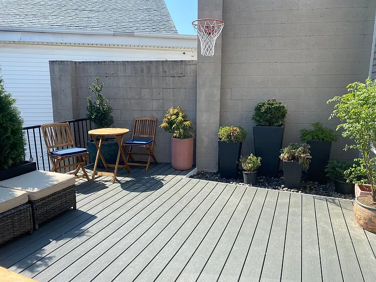 4 Weeden St #1 — Photo 15