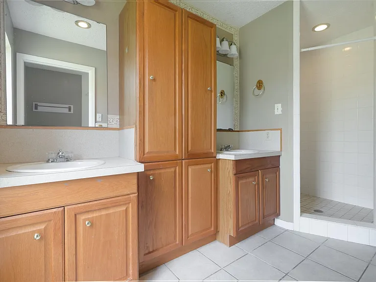 2808 Morenci St — Photo 17