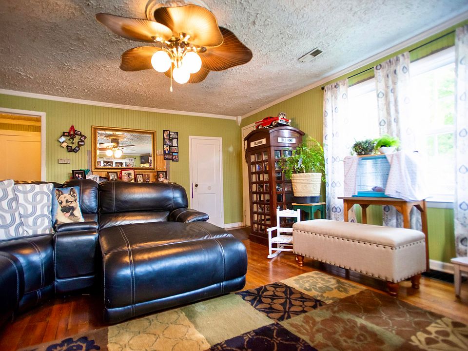 424 Bay St, Mt Carmel, TN 37645 MLS 9943440 Zillow