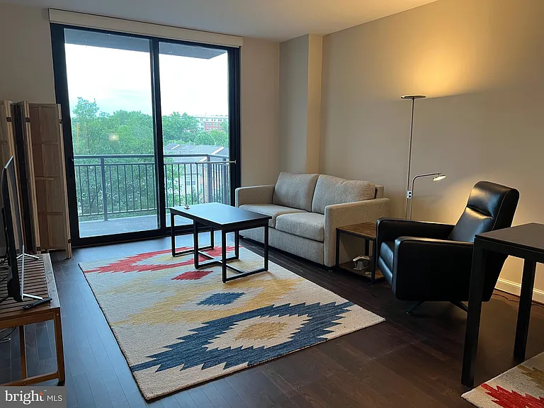 2451 Midtown Ave #606 — Photo 16