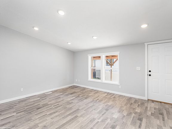 3rd image of 696 N Knights Ln
