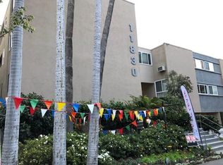 11830 Darlington Ave #5, Los Angeles, CA 90049