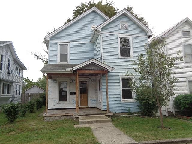 1st image of 536 E Pearl St