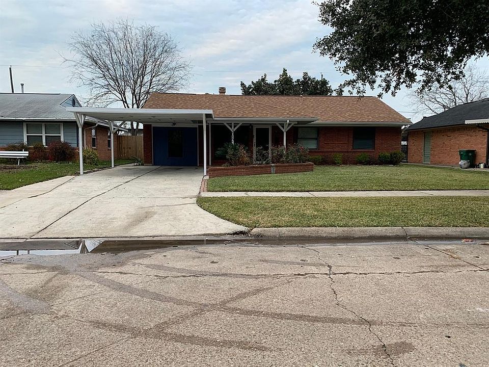 1st image of 3017 Thornwood Dr