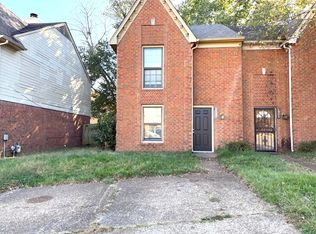 2977 Huntington Trail Dr, Memphis, TN 38115