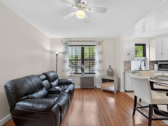 5th image of 7619 Ditmars Boulevard #1