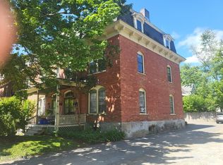 42 Pomeroy Ave, Pittsfield, MA 01201