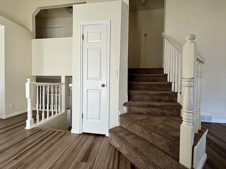814 W Sweet Meadow Ln — Photo 8
