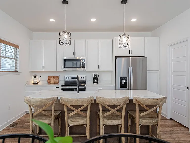 1360 Palomino Trl — Photo 18