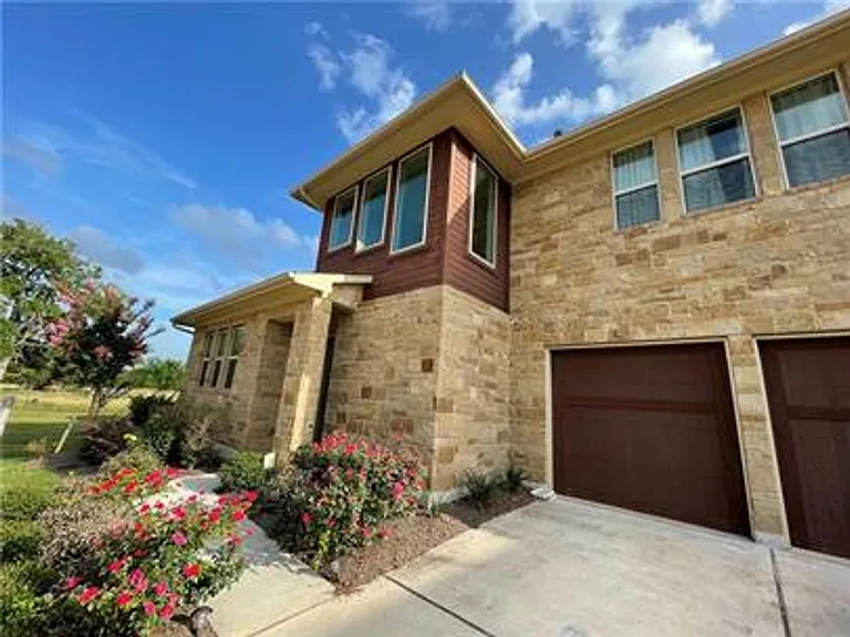 4004 Isabella Grace Ct — Photo 3