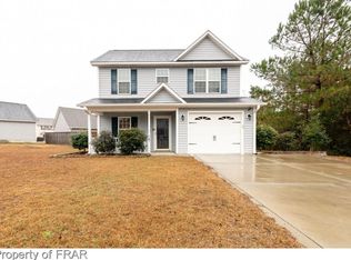 552 Mildenhill Rd, Hope Mills, NC 28348