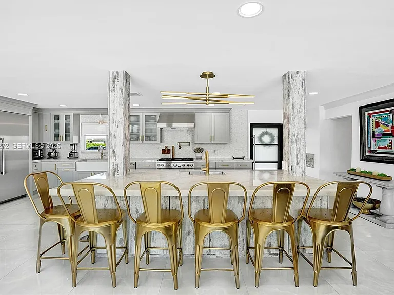 1230 Adams St — Photo 9