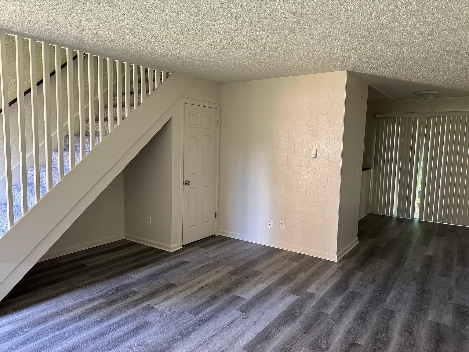2 bed, $1,250 — Photo 2