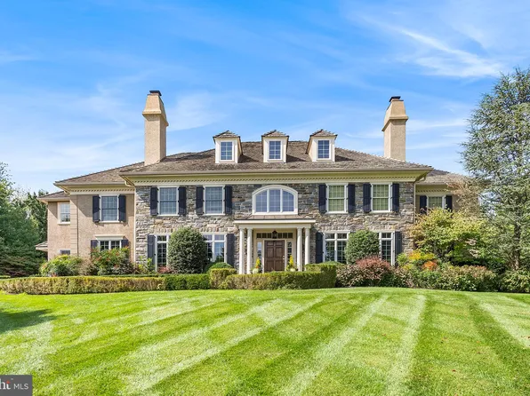 302 Blackburn Dr, Berwyn, PA 19312