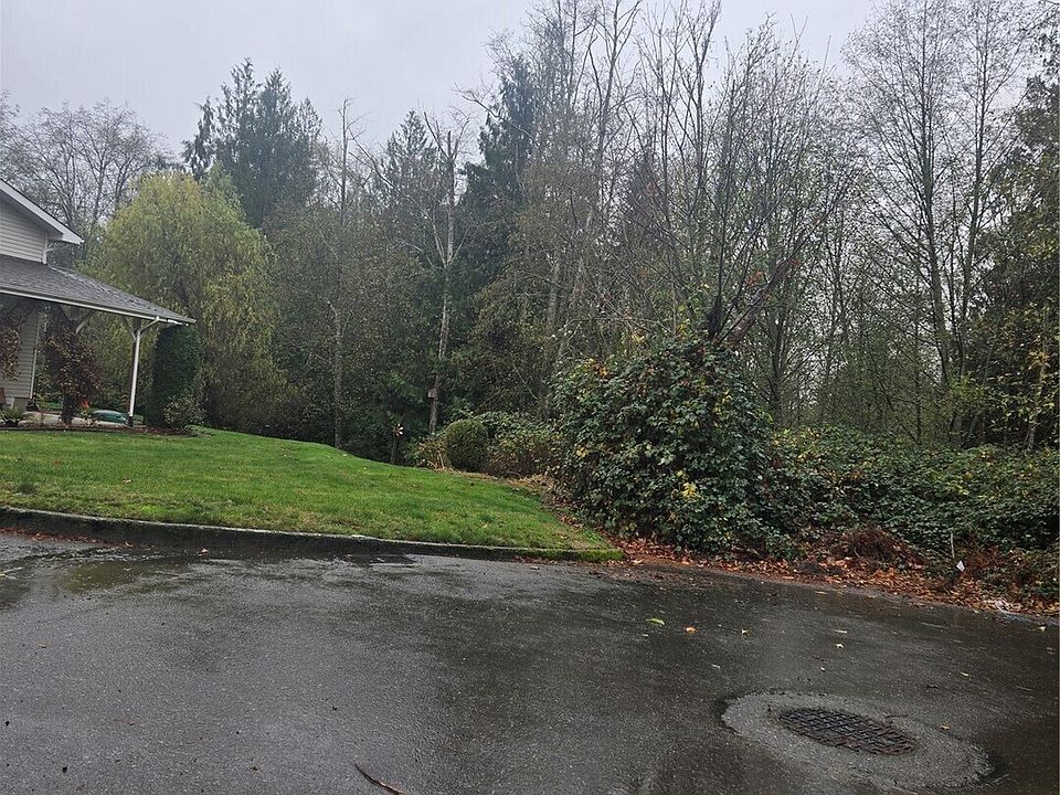 2nd image of 4 SE Sinclair View Drive