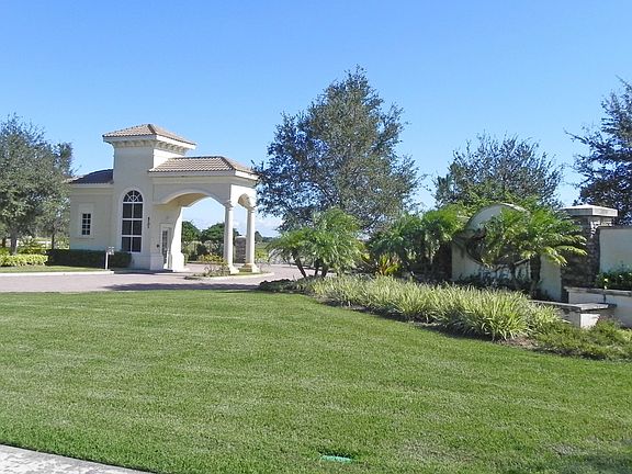 5th image of 4130 SW Stoneybrook Way