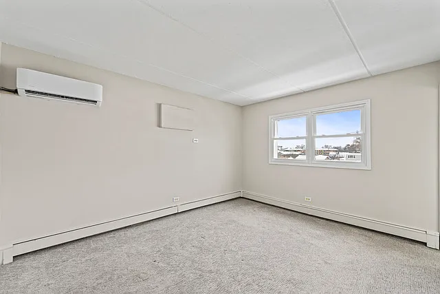 7117 W 93rd St #3 — Photo 8
