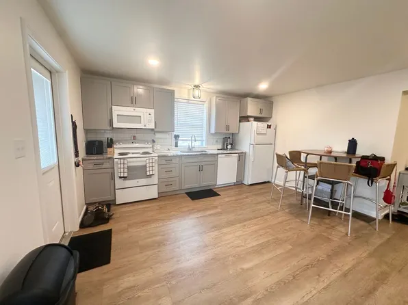 17-21 S Mill St, 17-21 S Mill St #2, Lebanon, PA 17042