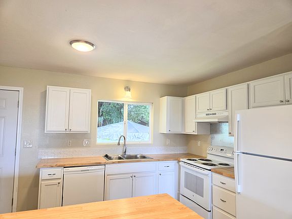 5th image of 16-2052 Jewel Dr