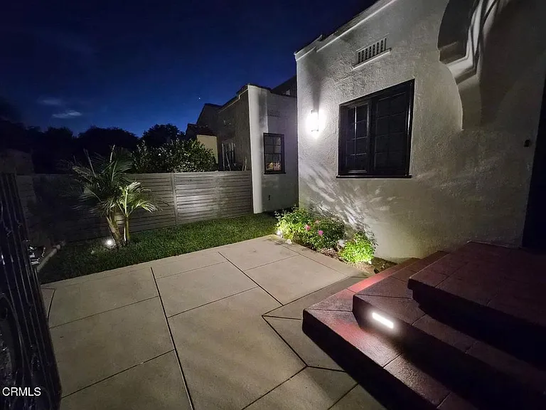 520 S Los Robles Ave #4 — Photo 29