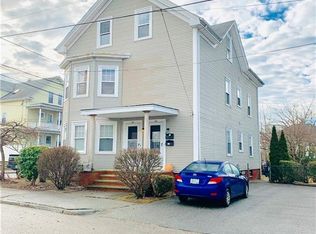 173 Quarry St, East Providence, RI 02914