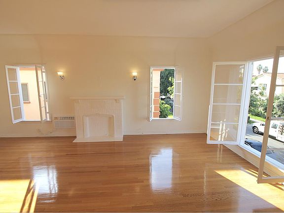 4th image of 356 N Curson Ave