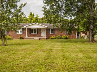 4883 Rocky Mound Rd, Westmoreland, TN 37186