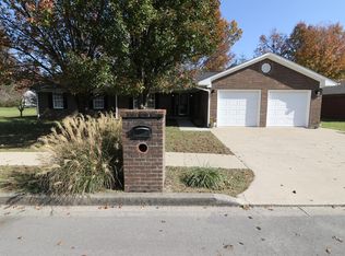93 Hughes Ave, Berea, KY 40403