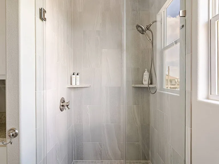 1/2 Johnson Crawford Cir E — Photo 10