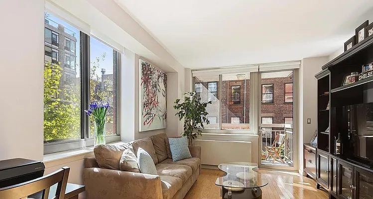 Rented by Compass | media 10