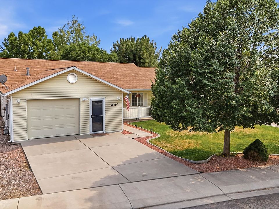 1st image of 2989 1/2 Summerbrook Dr