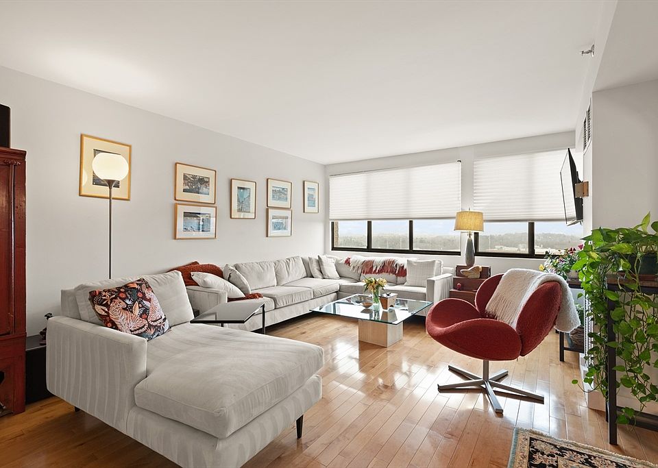 1st image of 250 Hammond Pond Pkwy APT 1503N