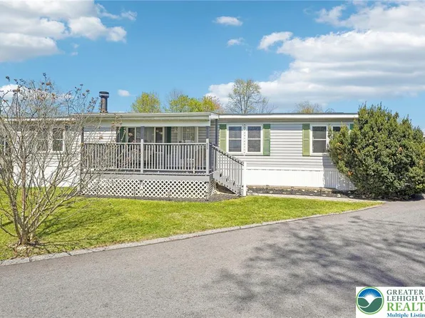 1170 Grange Rd Trailer R5, Allentown, PA 18106