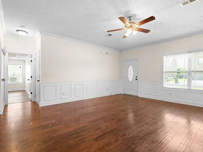3339 Cotham Ln — Photo 7