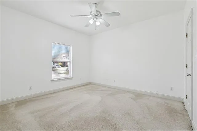 3829 Augustine Ln — Photo 12