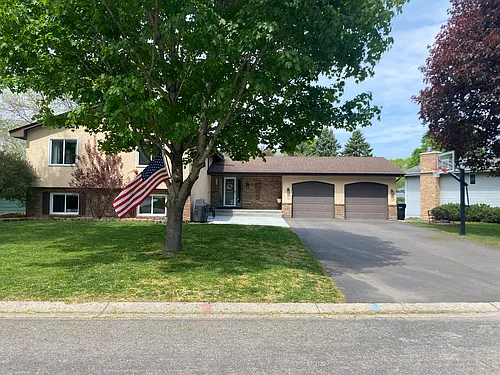 305 Circle Ln SE Photo 1