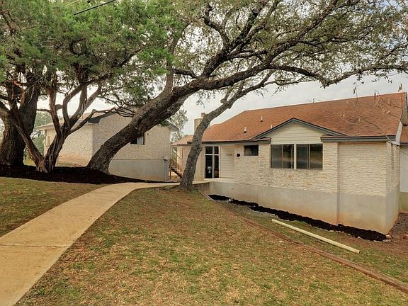 3rd image of 4200 Rockwood Dr