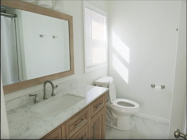 107 Raleigh Ave #107 — Photo 9