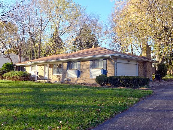 2nd image of 2948 Briarcliff Dr