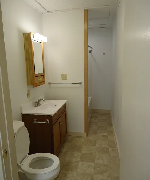 218 N Center St #A — Photo 6