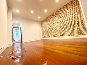 Rented by MOTION New York